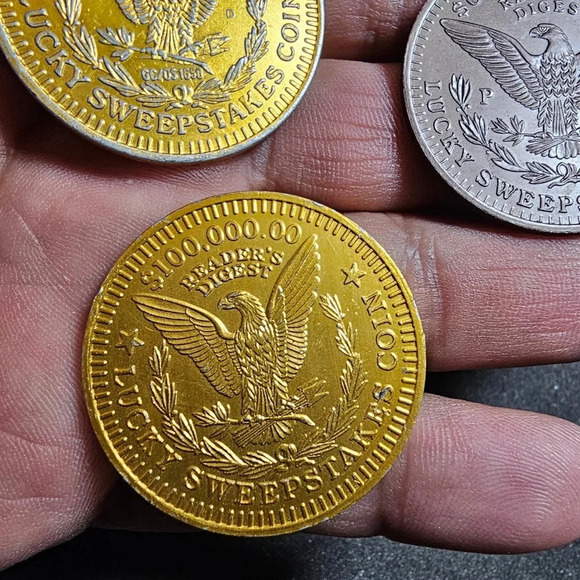 Vintage READER'S DIGEST LUCKY SWEEPSTAKES Coin Tokens Lot of 3 - Picture 5 of 5